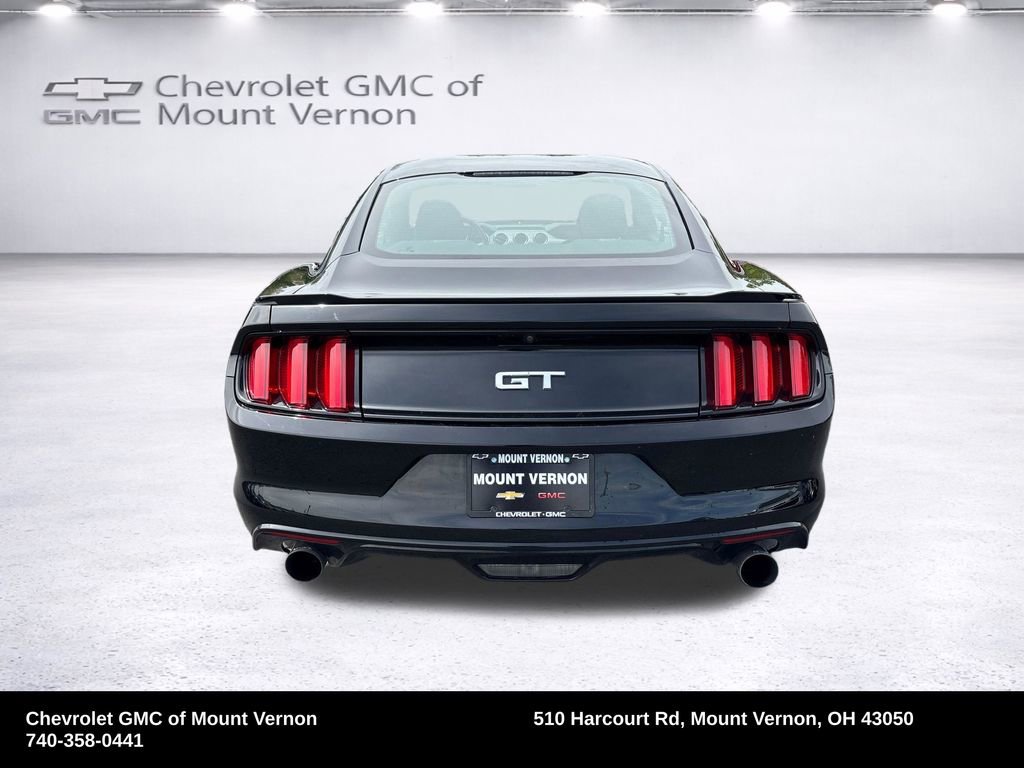 Used 2017 Ford Mustang GT RWD image 4