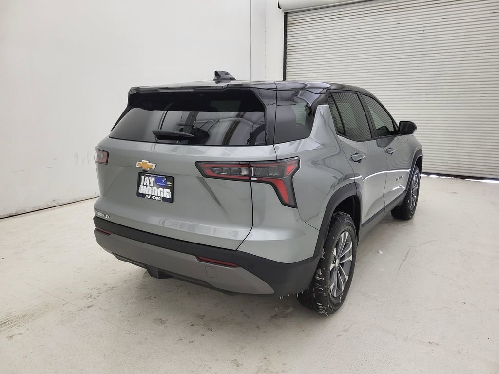 New 2026 Chevrolet Equinox LT w/ LPO, Floor Liner Package image 12