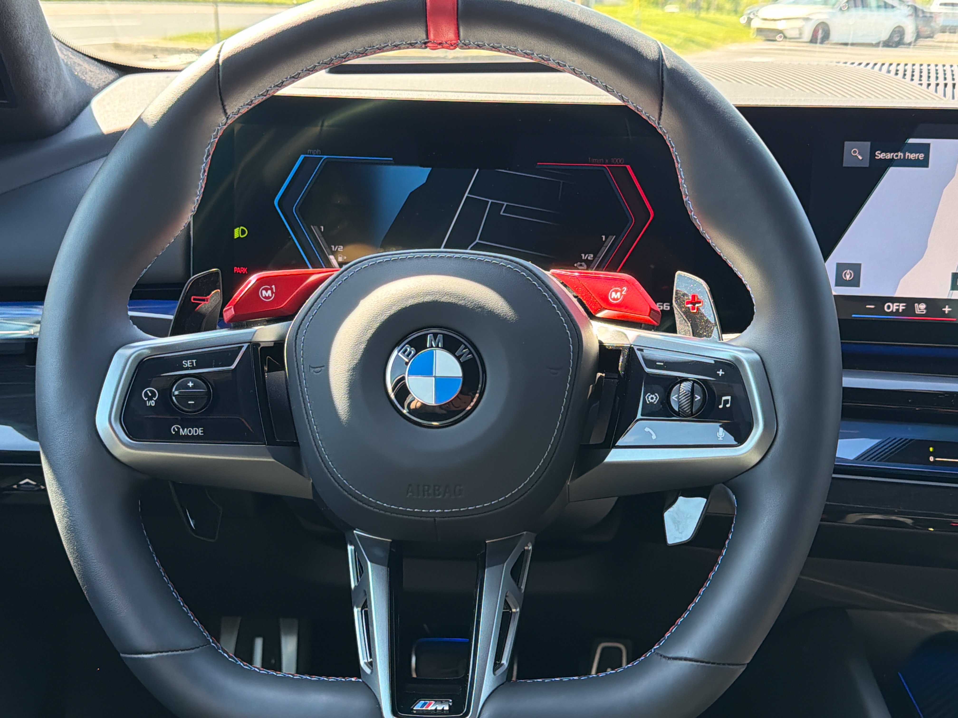 Used 2025 BMW M5 w/ Carbon Package AWD/4WD image 15