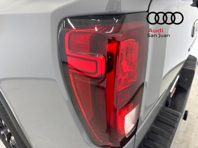 Used 2024 GMC Sierra 1500 Elevation w/ LPO, Elevation Black Package image 13