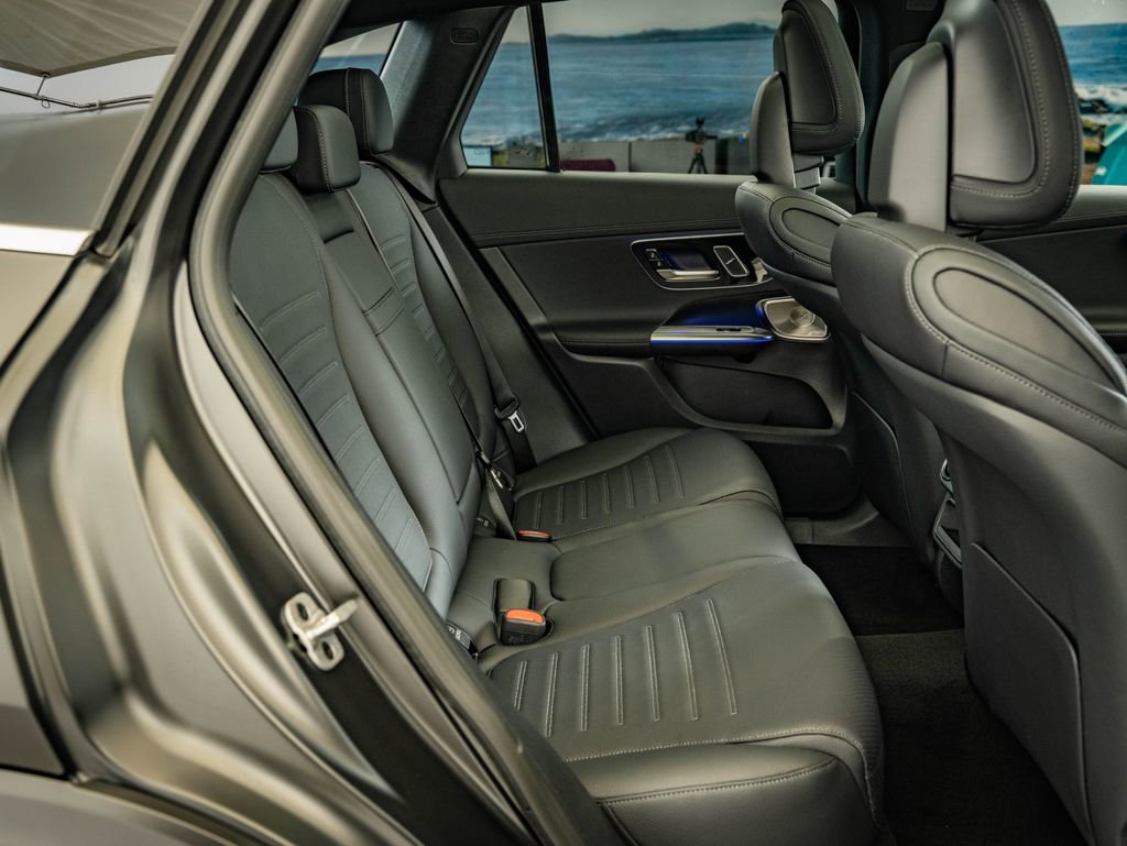 New 2026 Mercedes-Benz GLC 300 4MATIC image 46