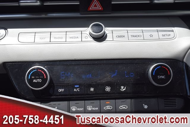 Used 2024 Hyundai Elantra Limited FWD image 39