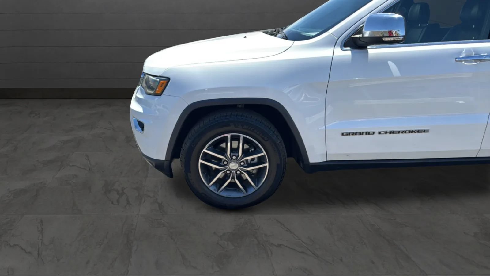 Used 2017 Jeep Grand Cherokee Limited w/ Luxury Group II RWD image 43