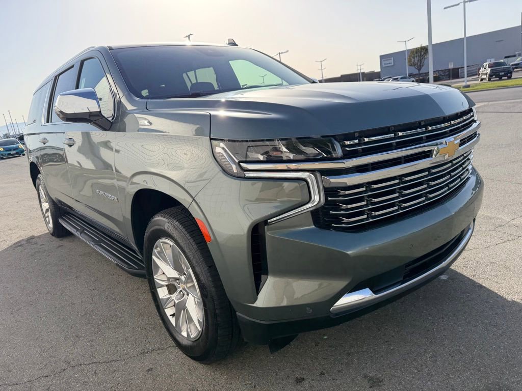 Used 2024 Chevrolet Suburban Premier image 8