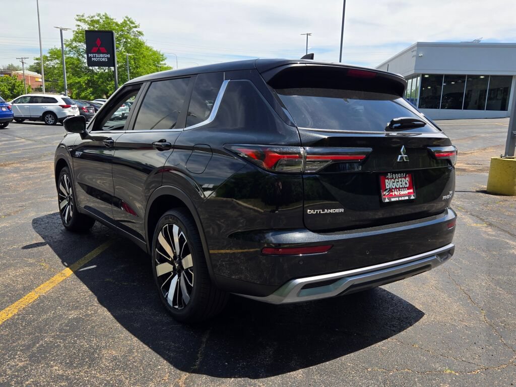 New 2026 Mitsubishi Outlander SE AWD/4WD image 14