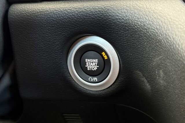 New 2026 Chrysler Pacifica Pinnacle image 22