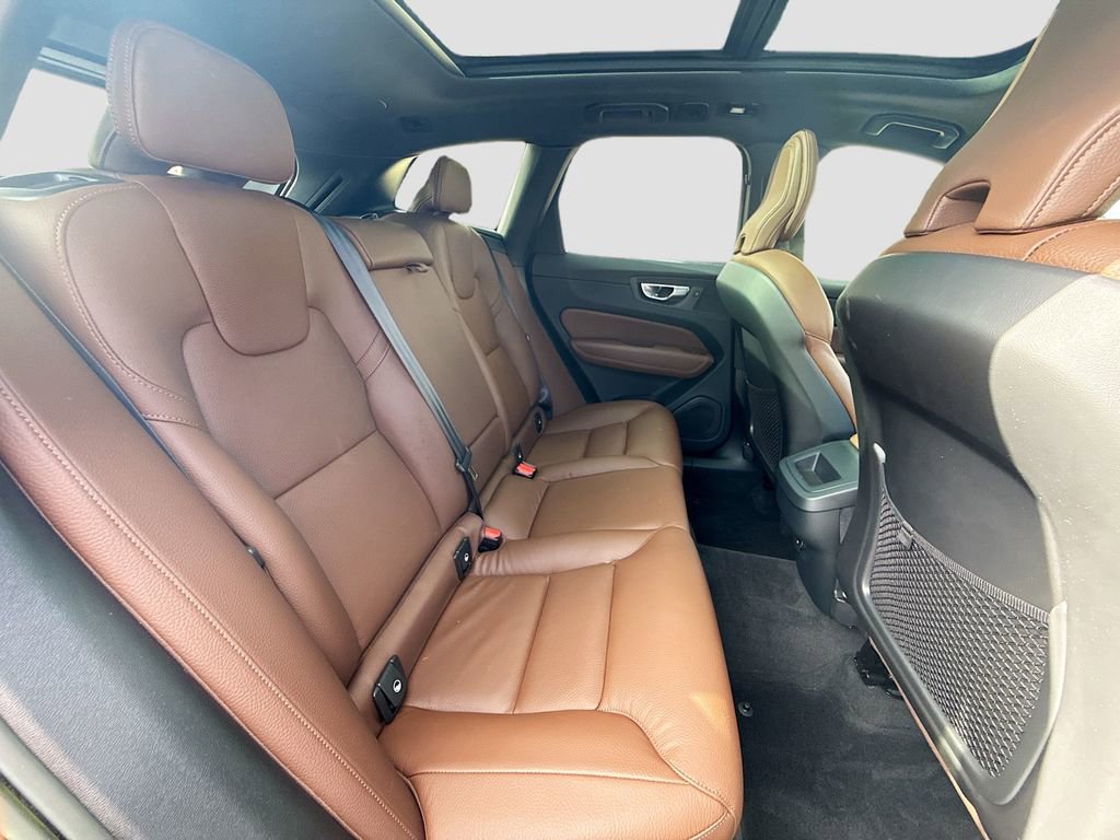 Used 2023 Volvo XC60 B5 Plus w/ Protection Package Premier image 30