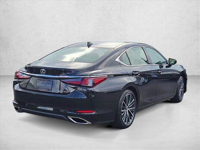 Used 2025 Lexus ES 350 w/ Premium Package FWD image 5
