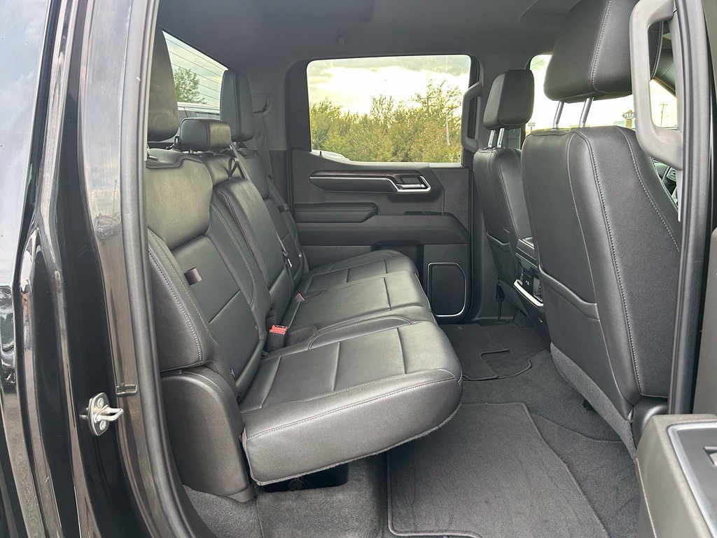 Used 2022 GMC Sierra 1500 SLT RWD image 14