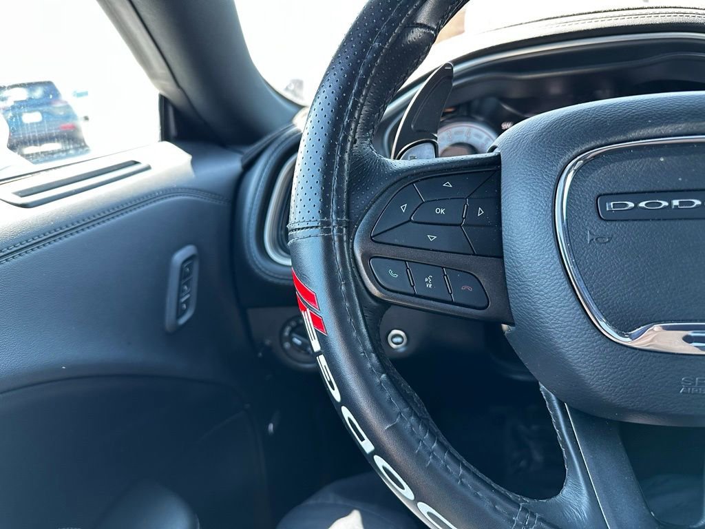 Used 2022 Dodge Challenger R/T w/ Plus Package image 6