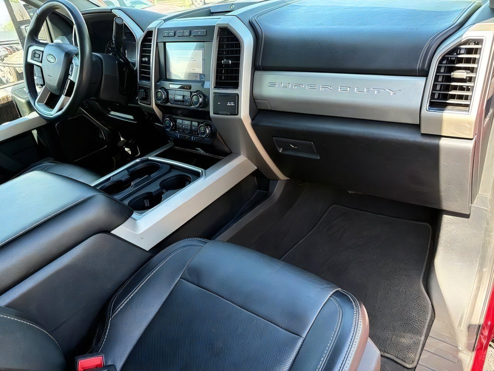 Used 2019 Ford F350 Lariat w/ Lariat Ultimate Package AWD/4WD image 11