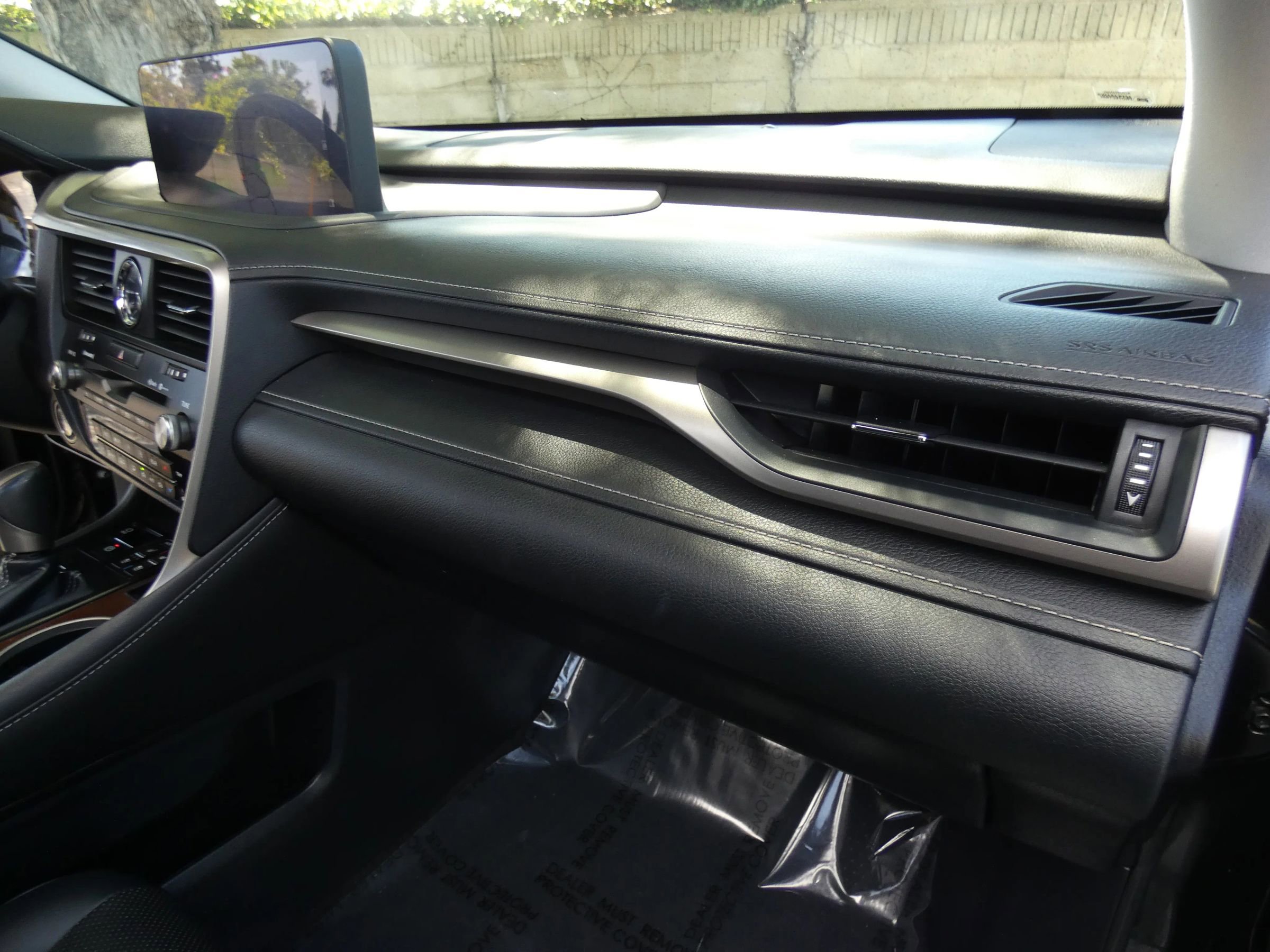 Used 2020 Lexus RX 350L FWD w/ Premium Package image 31