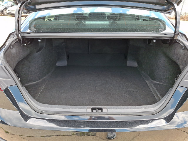 Used 2025 Toyota Camry SE FWD image 30