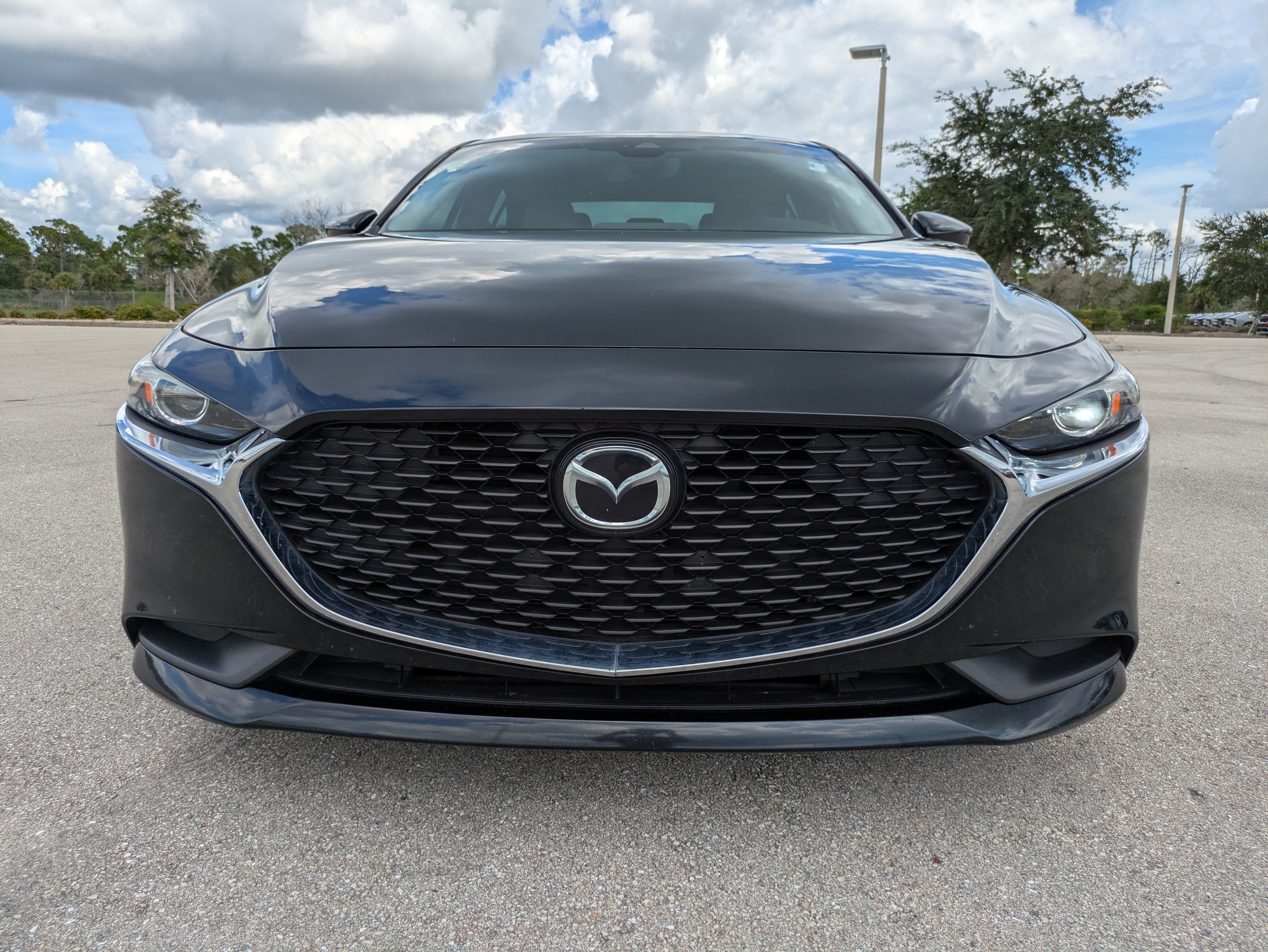 Used 2020 MAZDA MAZDA3 Sedan w/ Select Package FWD image 9