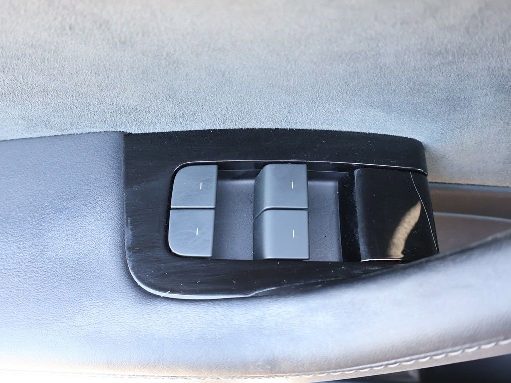 Used 2018 Tesla Model 3 Long Range RWD image 39