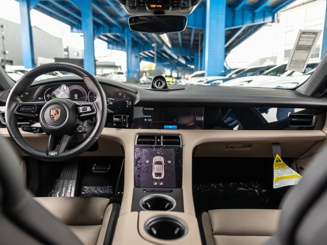 New 2025 Porsche Taycan image 44