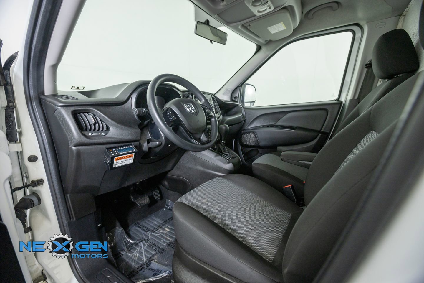 Used 2021 RAM ProMaster City Tradesman FWD image 10