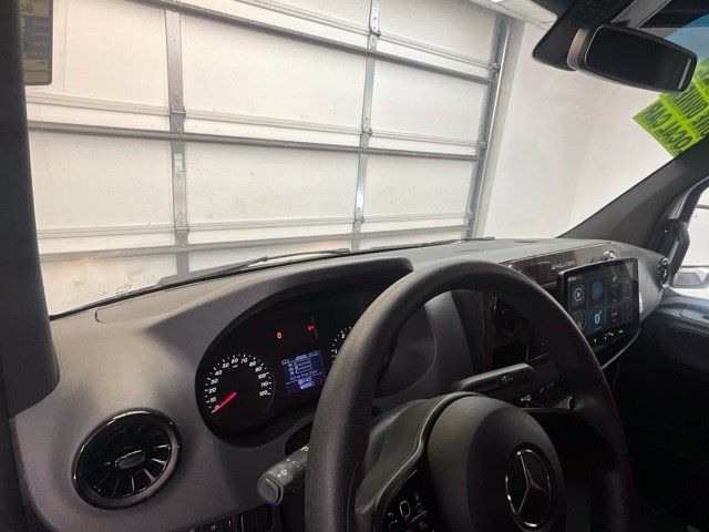 Used 2021 Mercedes-Benz Sprinter 2500 image 19