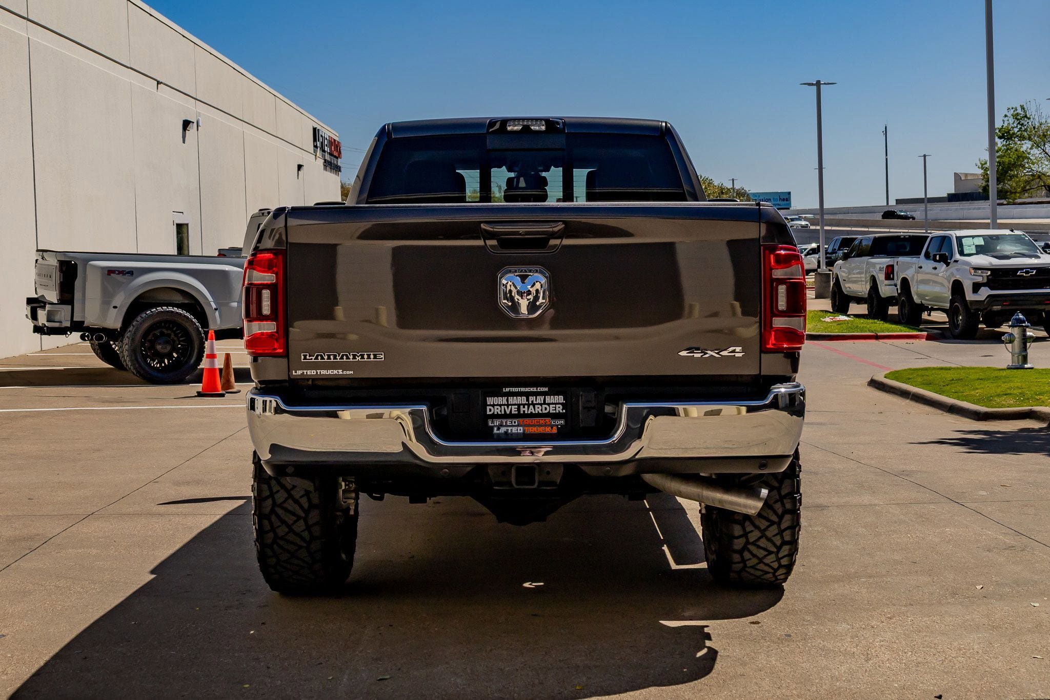 Used 2024 RAM 2500 Laramie AWD/4WD image 8
