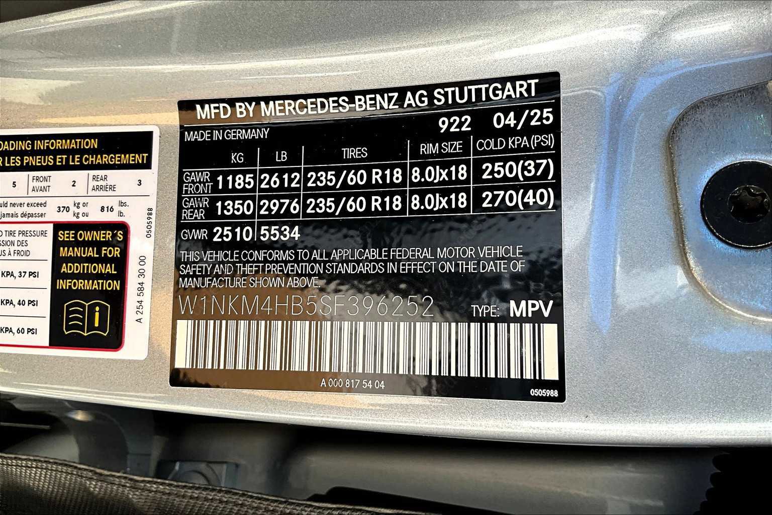 New 2025 Mercedes-Benz GLC 300 GLC 300 image 13