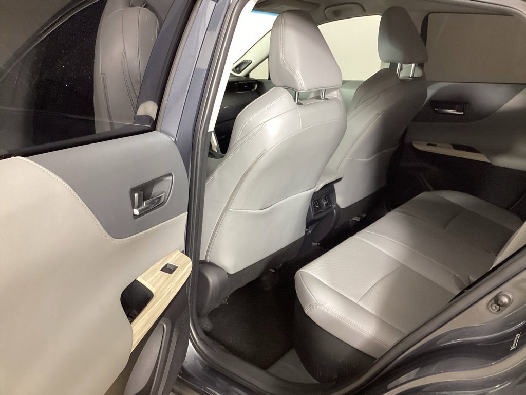 Used 2021 Toyota Venza Limited AWD/4WD image 23
