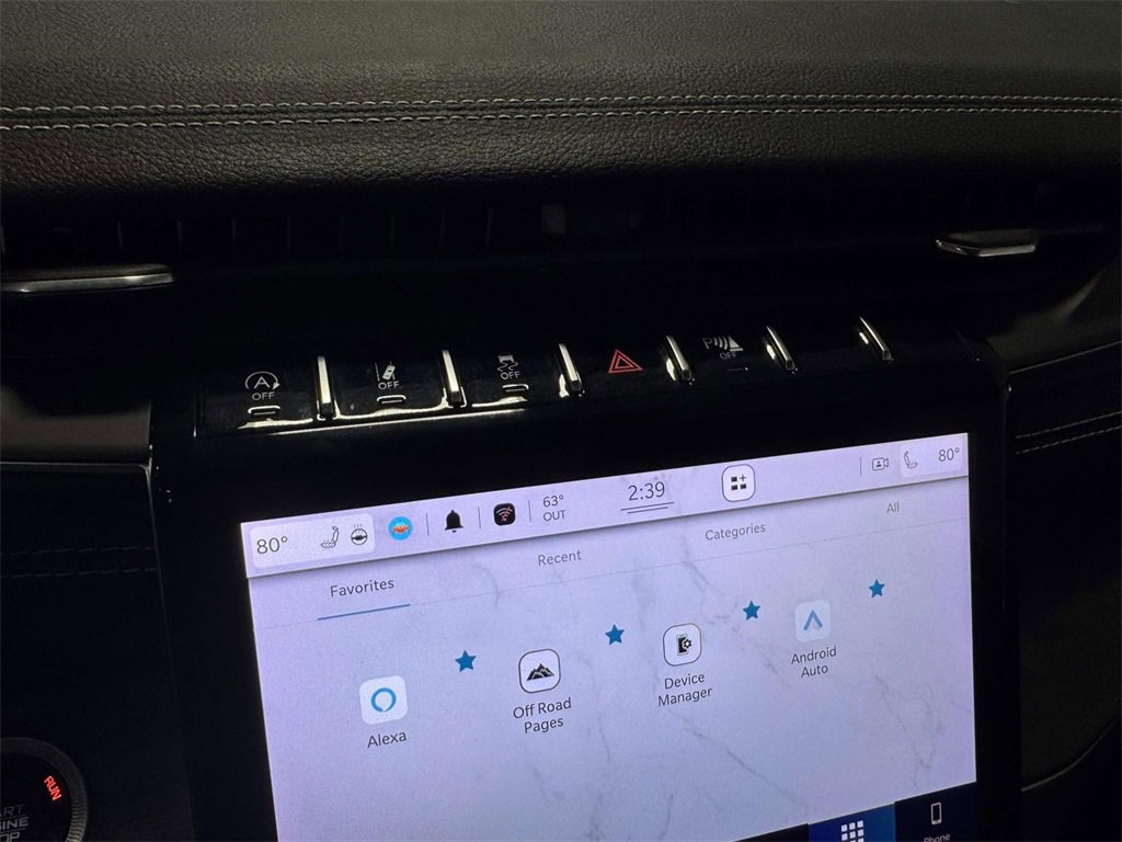 Used 2022 Jeep Grand Cherokee L Limited w/ Black Appearance Package image 30