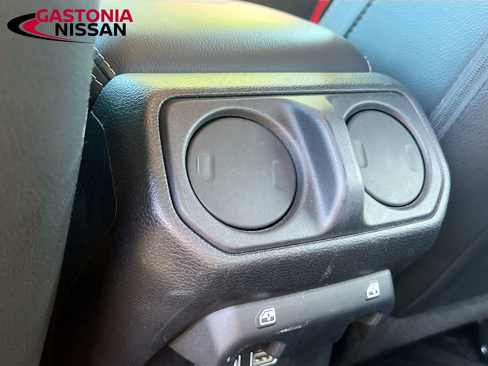 Used 2020 Jeep Gladiator Overland AWD/4WD image 33