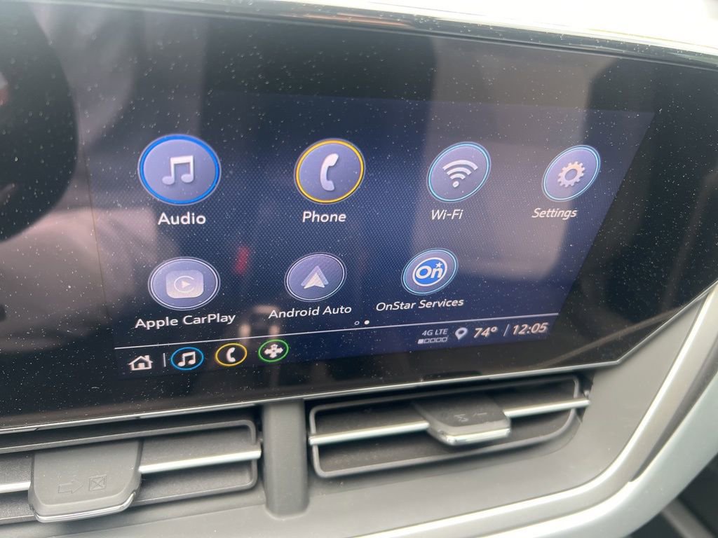 Used 2025 Chevrolet Trax RS w/ Sunroof Package image 30