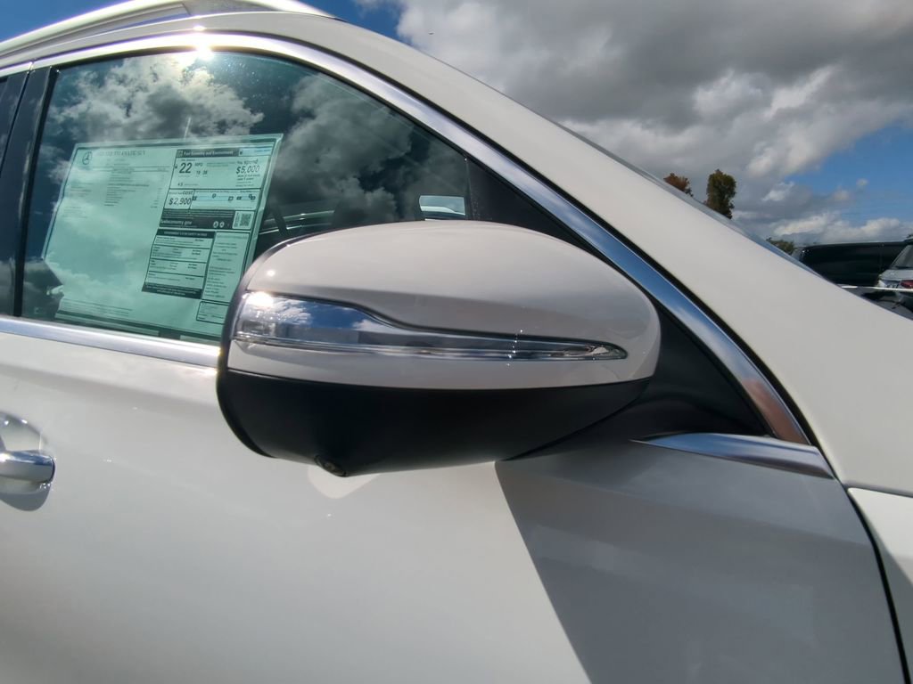 Certified 2025 Mercedes-Benz GLE 350 4MATIC image 23