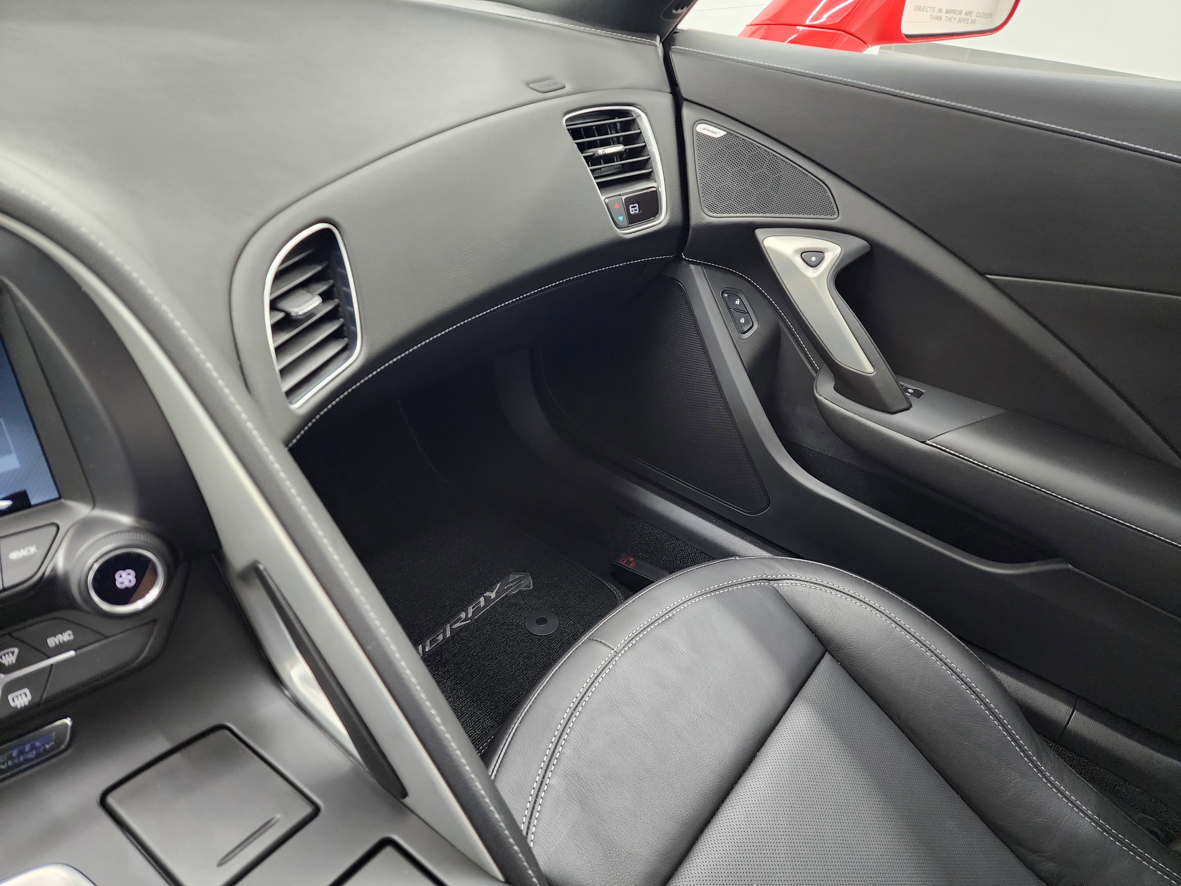 Used 2016 Chevrolet Corvette Stingray Coupe image 11