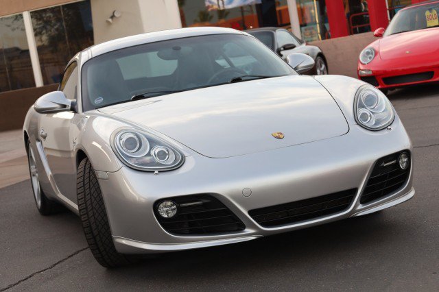 Used 2010 Porsche Cayman S RWD image 2