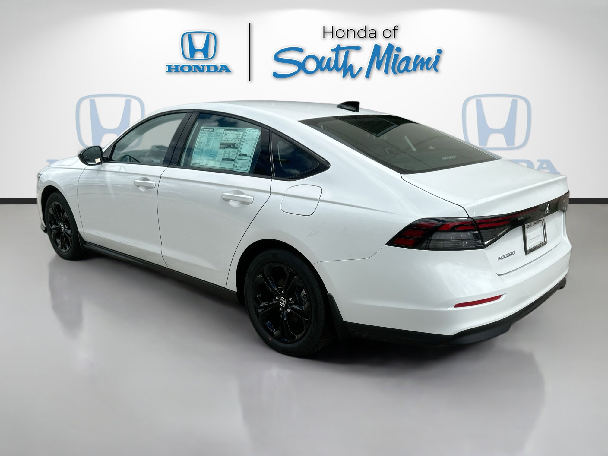 New 2025 Honda Accord SE image 4