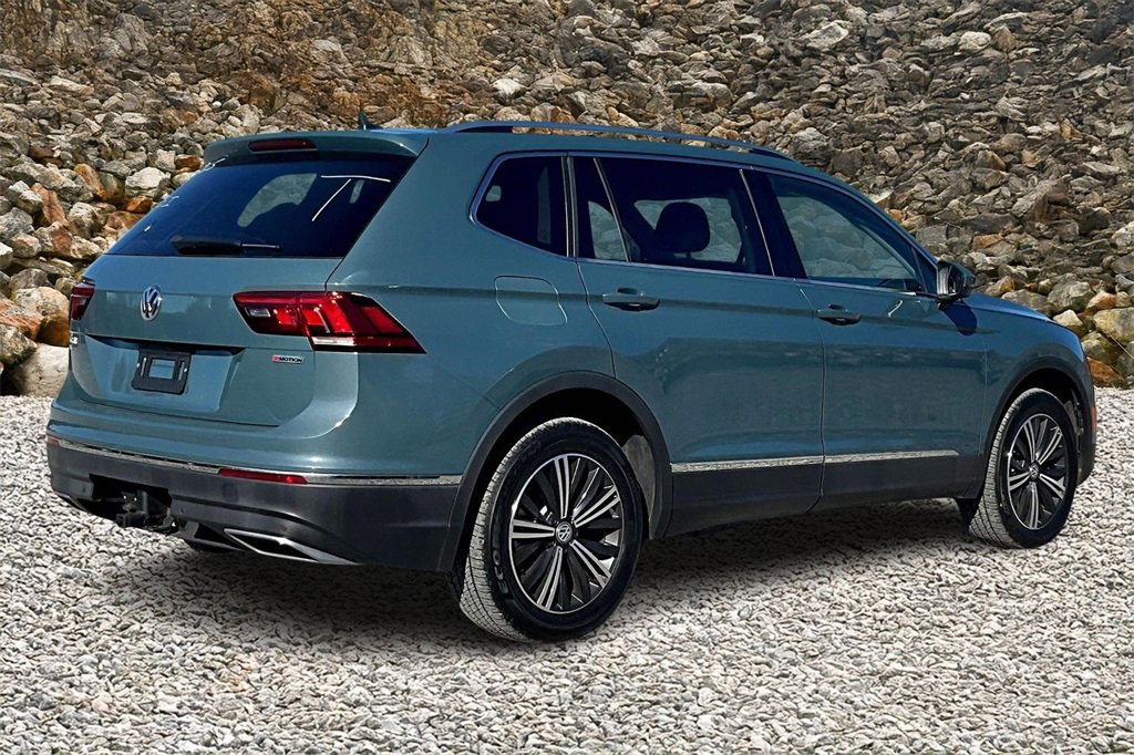 Used 2019 Volkswagen Tiguan SEL image 2