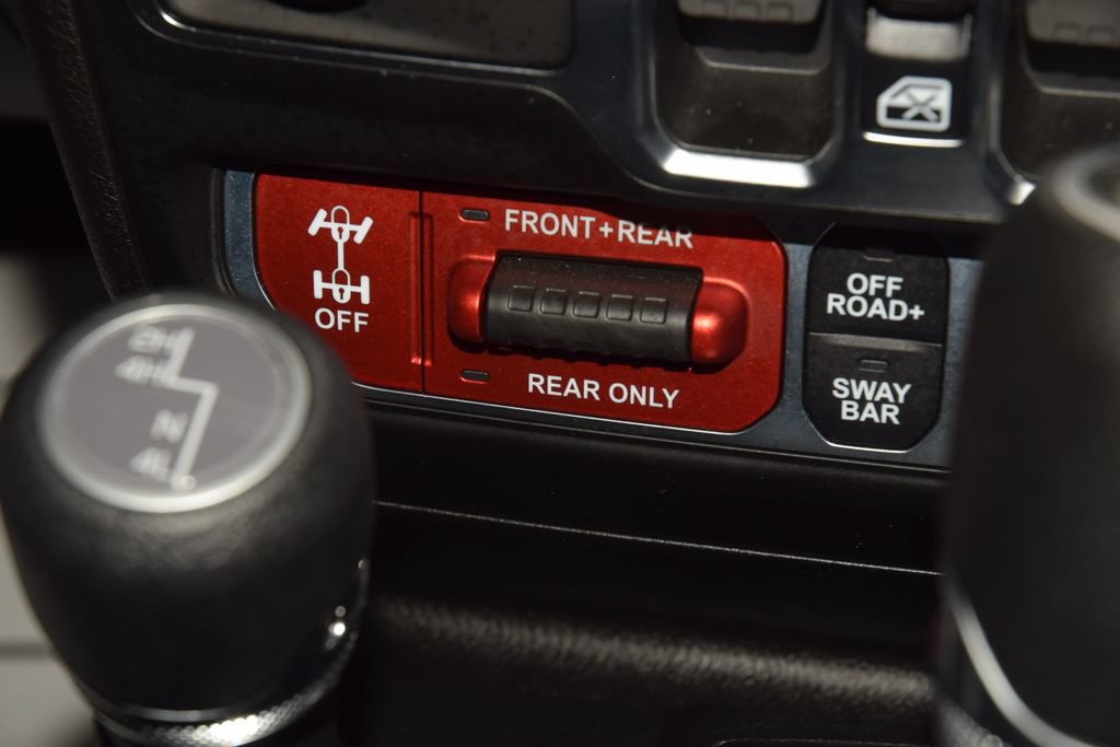 Used 2026 Jeep Wrangler Unlimited Rubicon AWD/4WD image 39