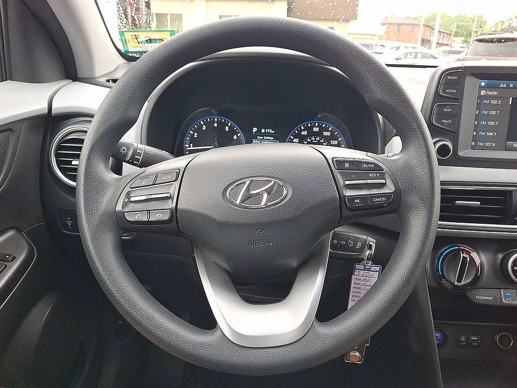 Certified 2021 Hyundai Kona SE w/ Cargo Package AWD/4WD image 16
