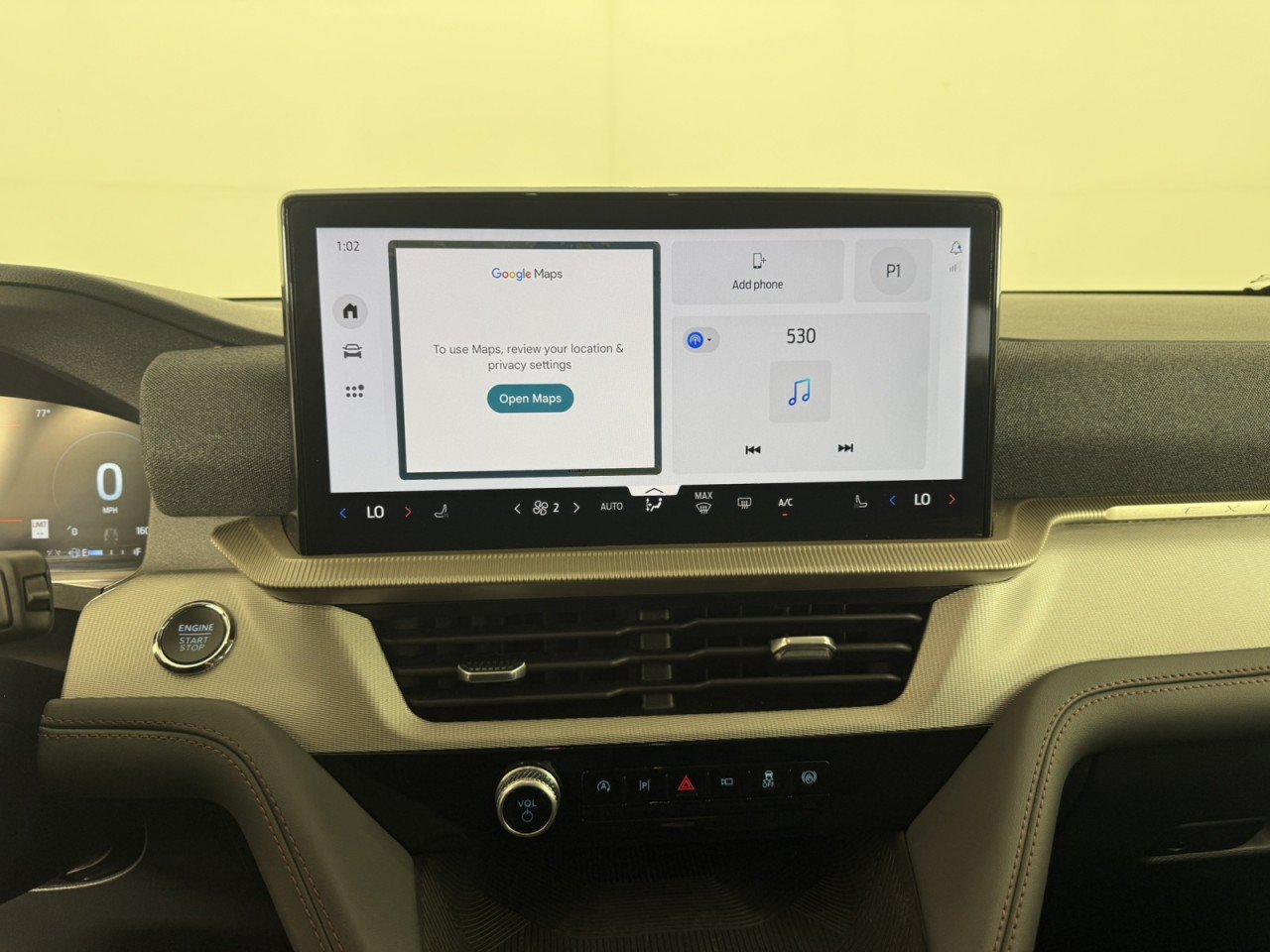 Used 2025 Ford Explorer Active AWD/4WD image 19