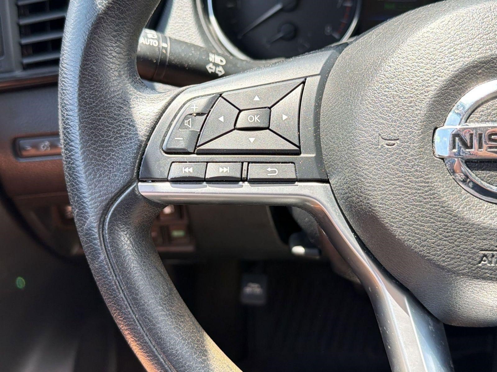 Used 2019 Nissan Rogue S AWD/4WD image 15