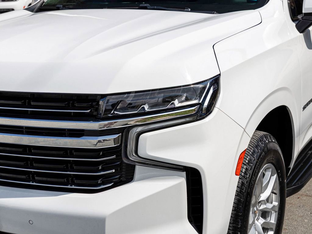 Used 2022 Chevrolet Suburban LT AWD/4WD image 33