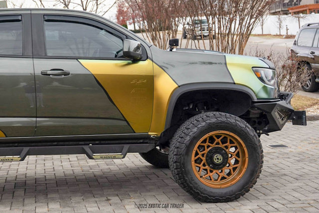 Used 2017 Chevrolet Colorado ZR2 w/ LPO, Premium Interior Package image 11