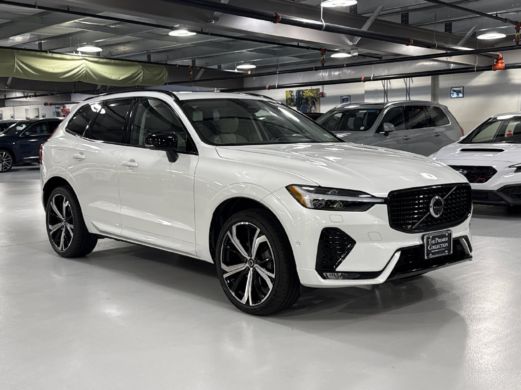 Certified 2024 Volvo XC60 B5 Ultimate w/ Protection Package Premier