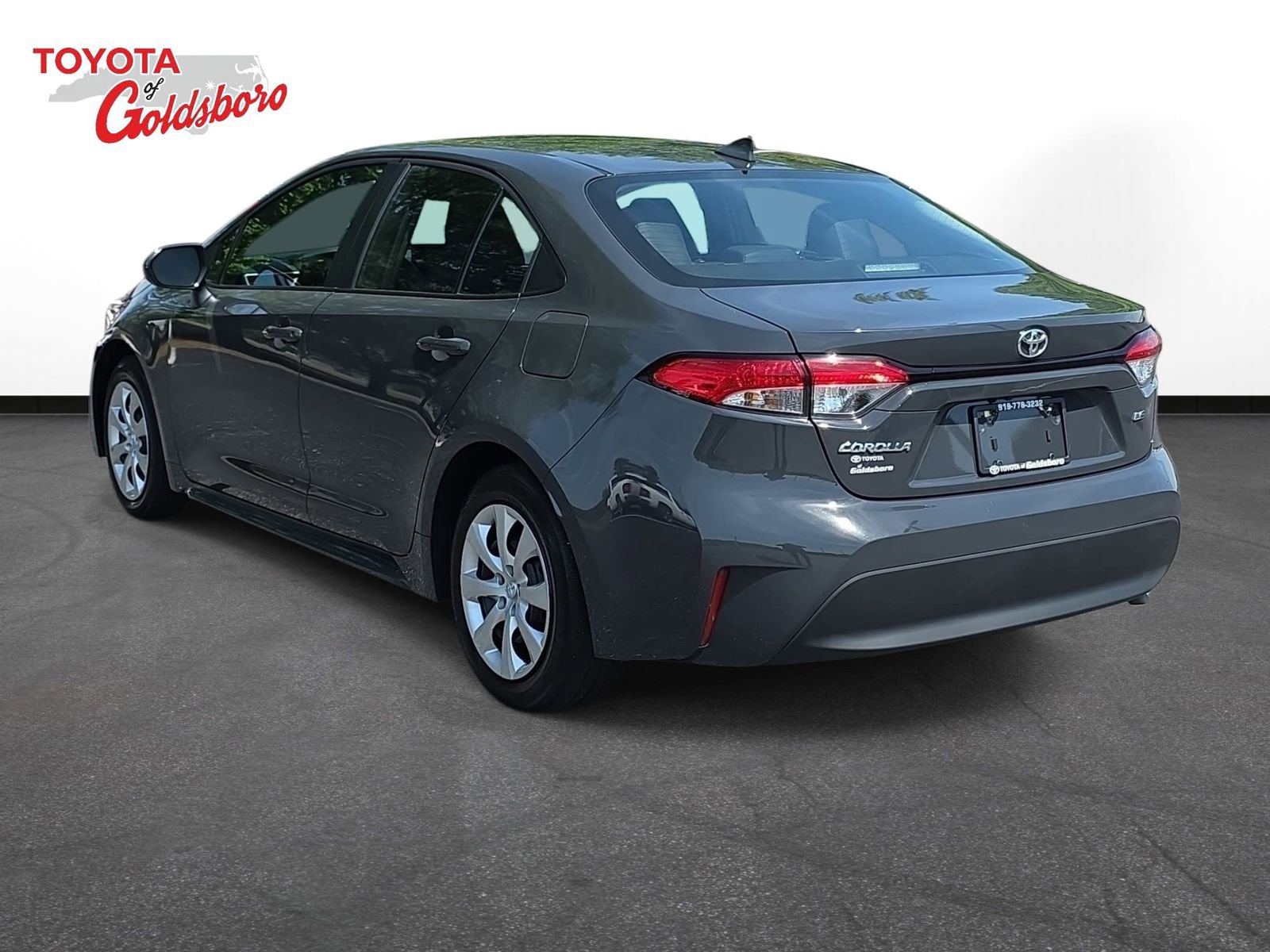 Used 2026 Toyota Corolla LE image 7