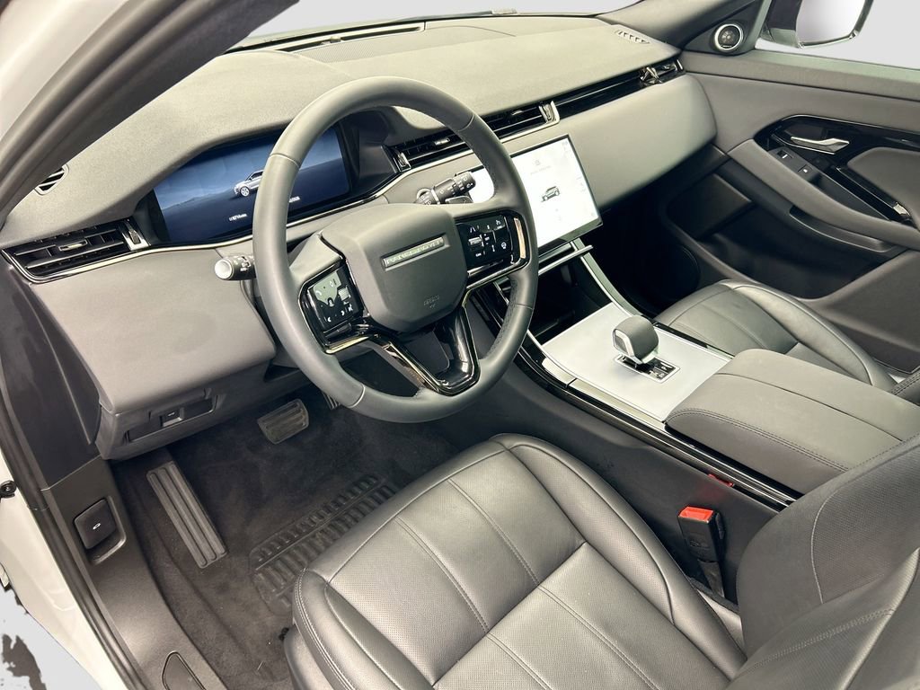 Used 2025 Land Rover Range Rover Evoque S image 9