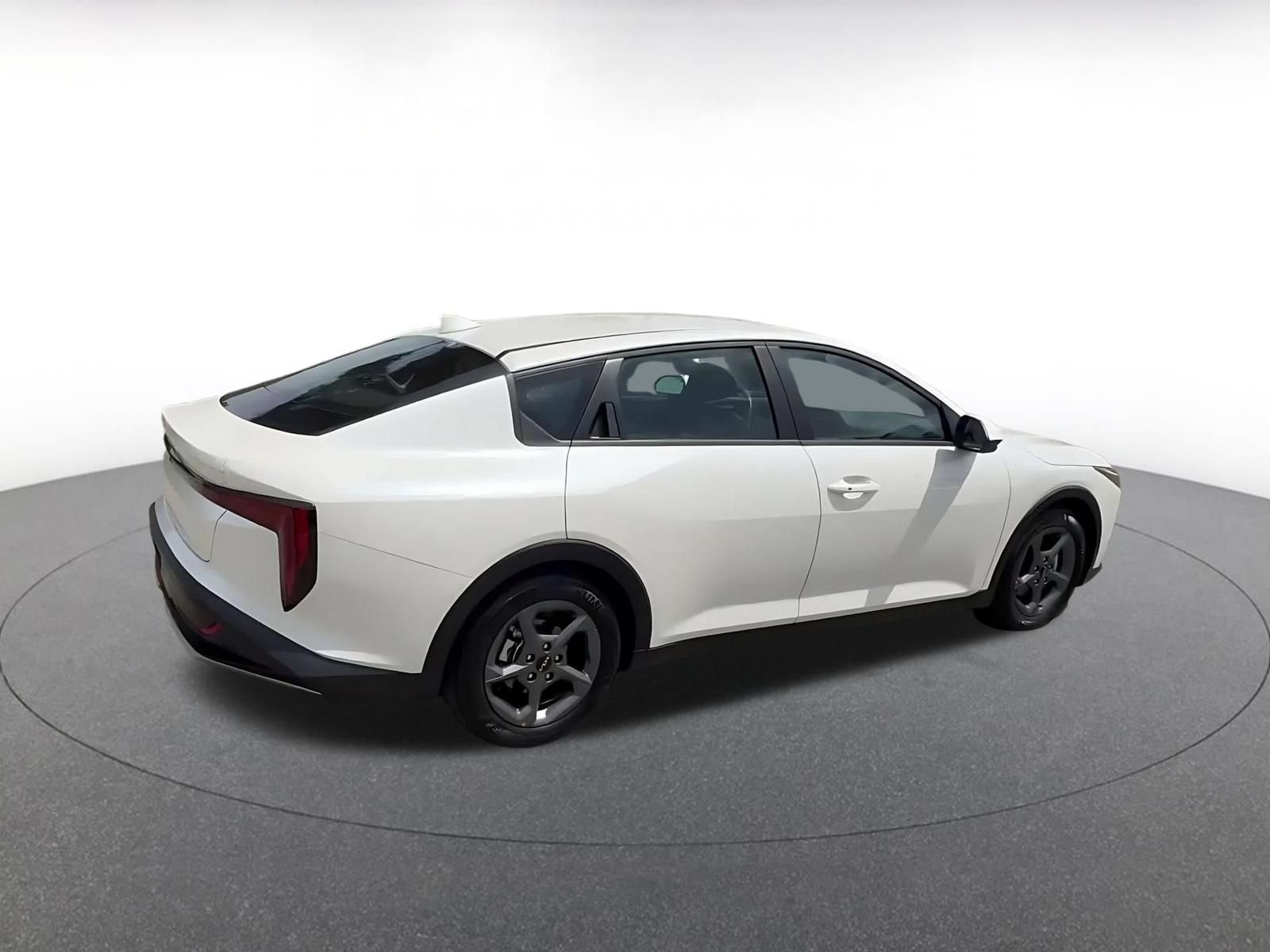 Used 2026 Kia K4 FWD image 12