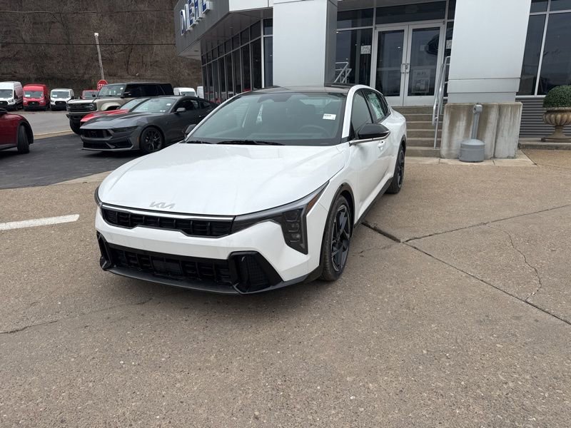 New 2026 Kia K4 GT-Line w/ GT-Line Premium Package image 3