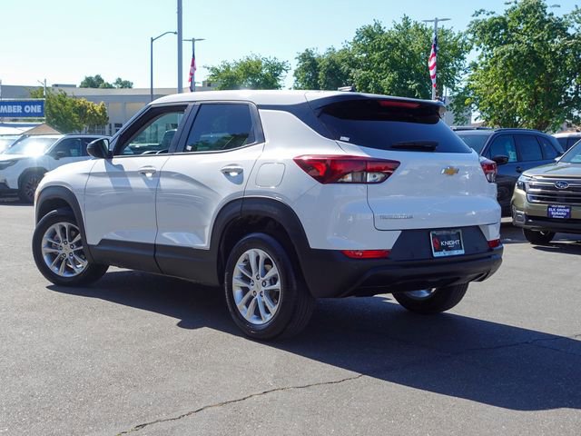 Used 2025 Chevrolet TrailBlazer LS w/ LS Convenience Package image 9
