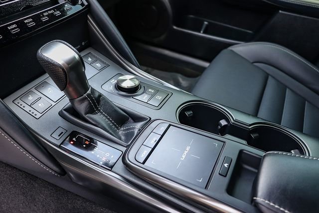 Used 2024 Lexus IS 350 F Sport RWD image 22