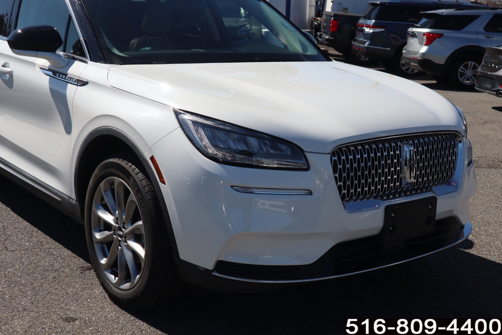 Used 2022 Lincoln Corsair AWD w/ Premium Package image 4