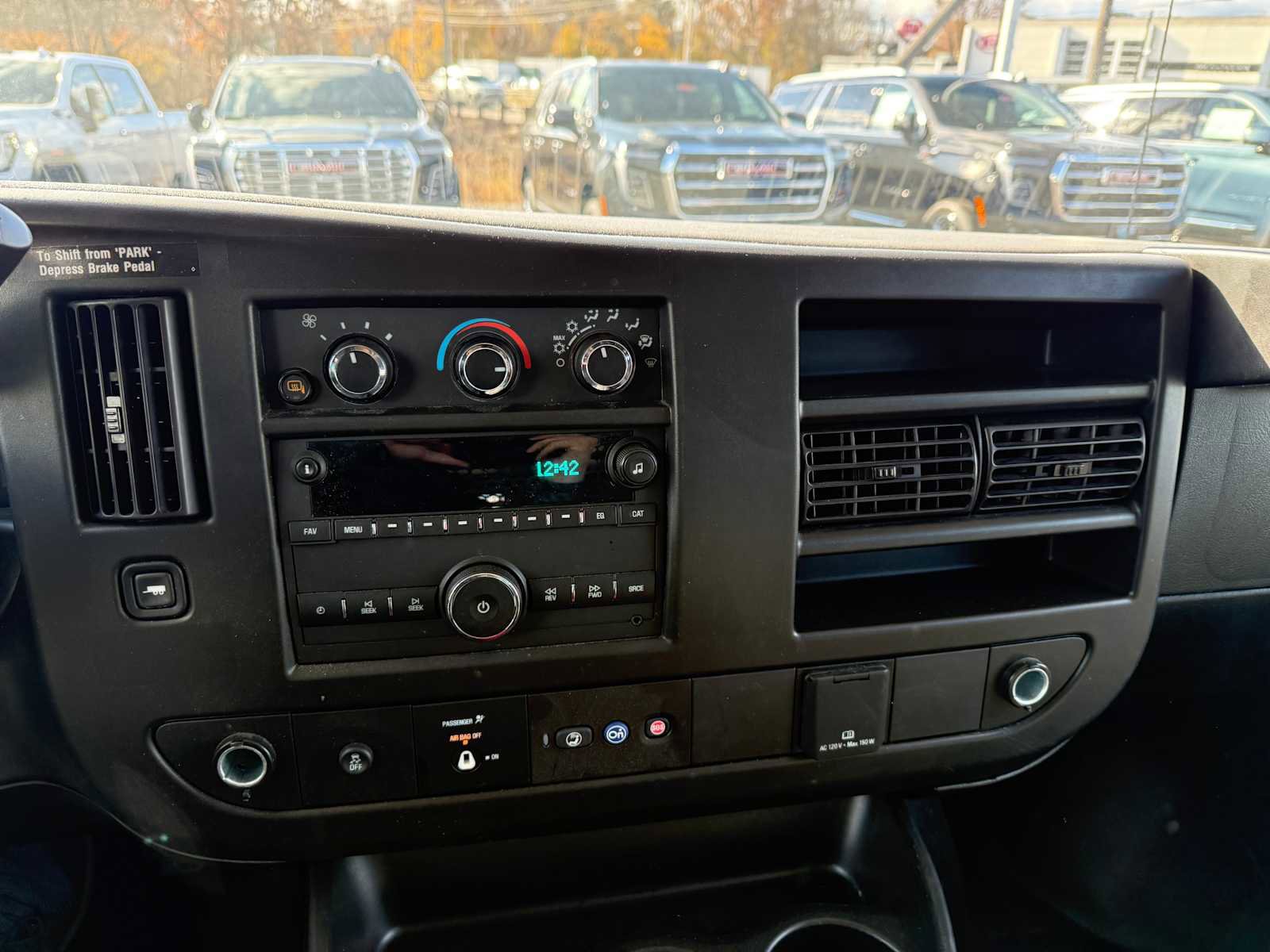 Used 2024 GMC Savana 2500 w/ Driver Convenience Package RWD image 18