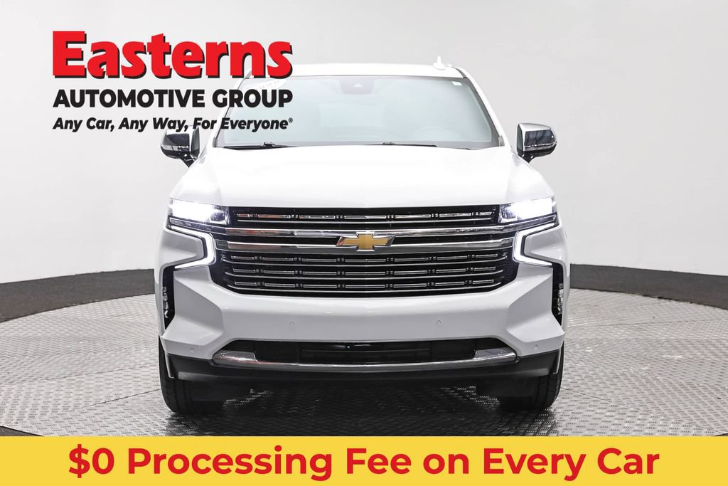 Used 2023 Chevrolet Suburban Premier RWD image 2