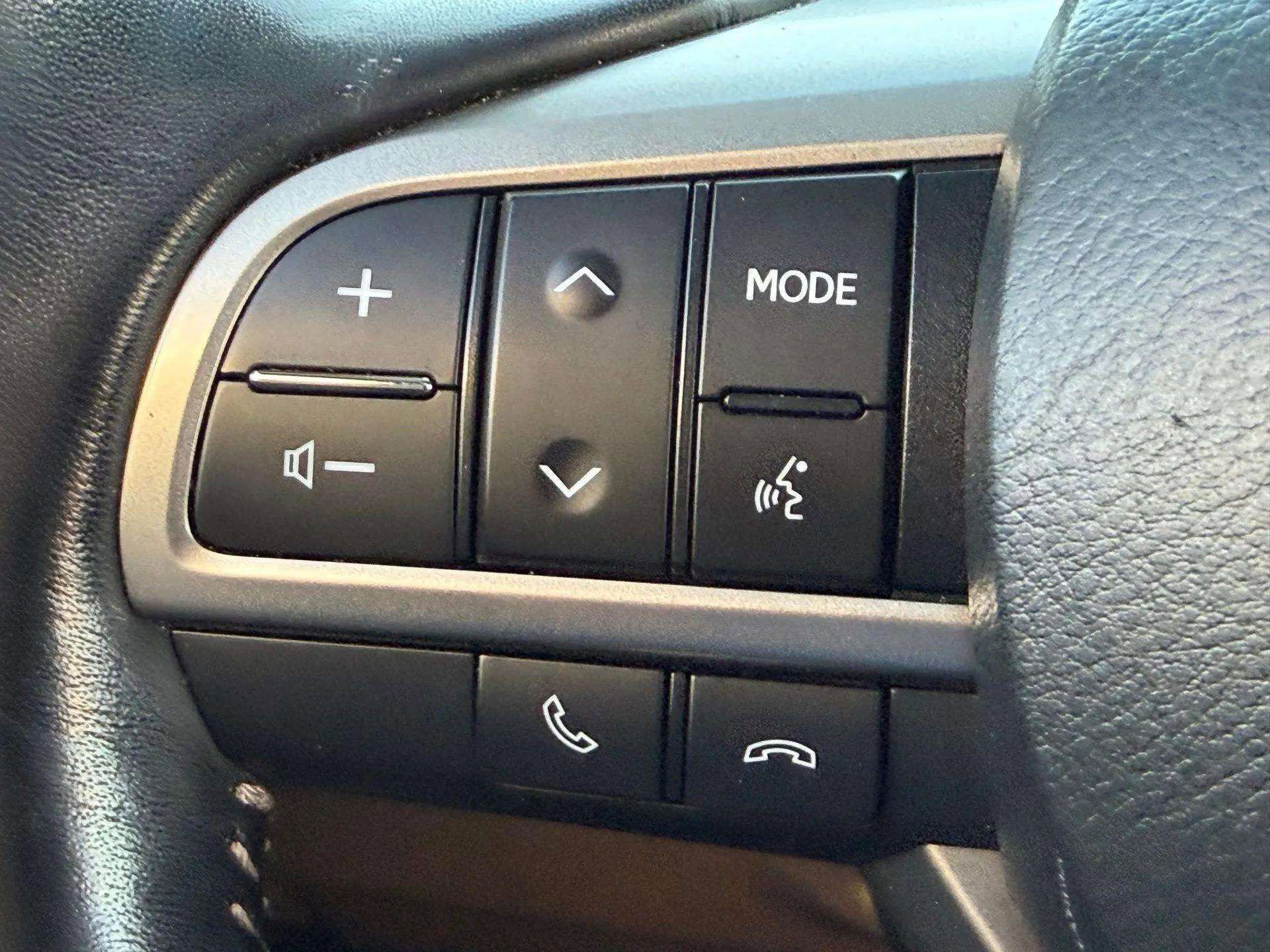 Used 2021 Lexus GX 460 Luxury w/ Sport Design Package image 40